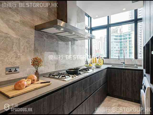 Soho - Centrestage 16