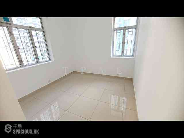 Quarry Bay - Ritz Garden Apartments 05