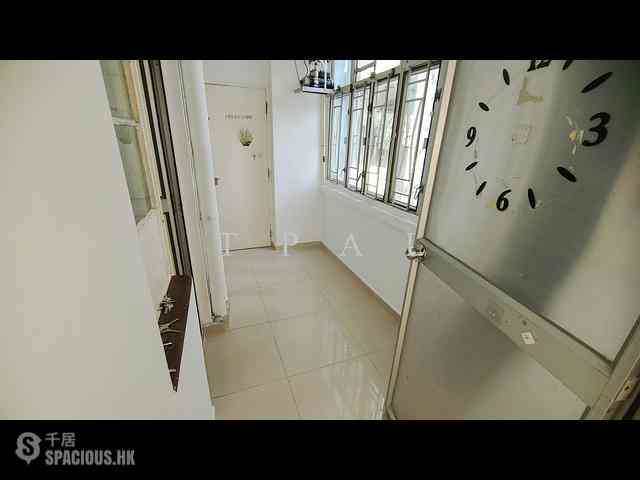 Quarry Bay - Ritz Garden Apartments 07