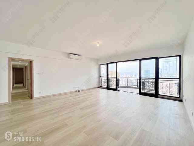 Mid Levels Central - Clovelly Court 05