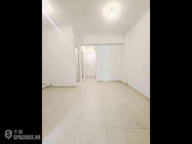 Quarry Bay - Kam Hoi Mansion 02