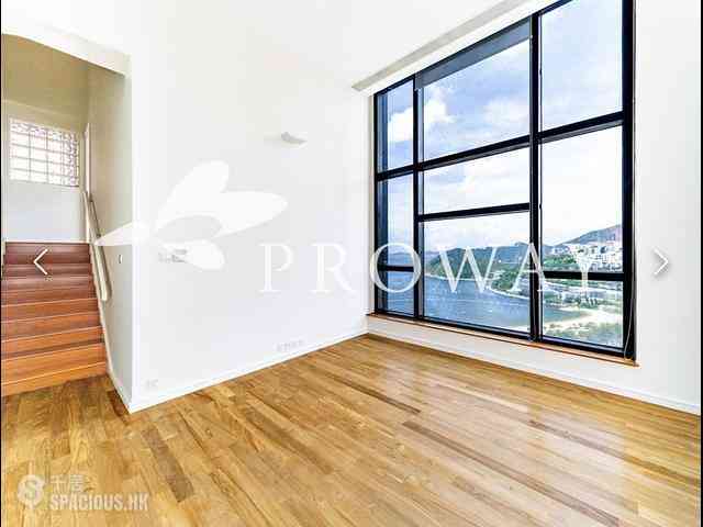 Repulse Bay - Helene Tower 03