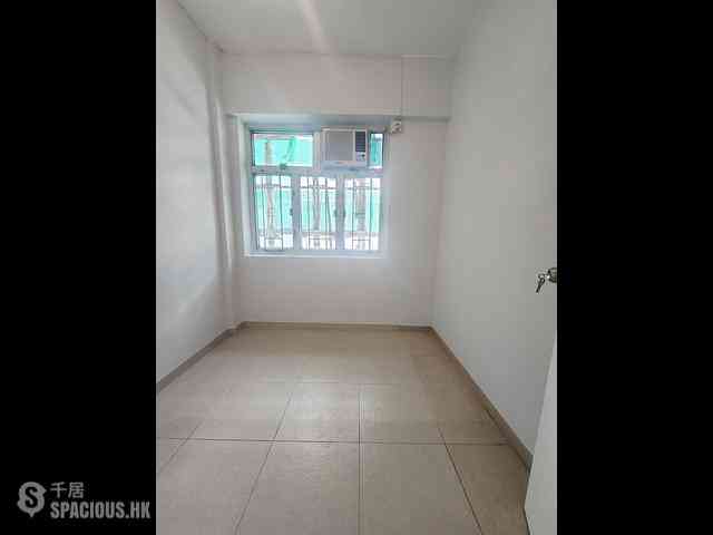 Quarry Bay - Kam Hoi Mansion 05