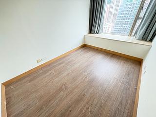 Sai Ying Pun - Island Crest 05