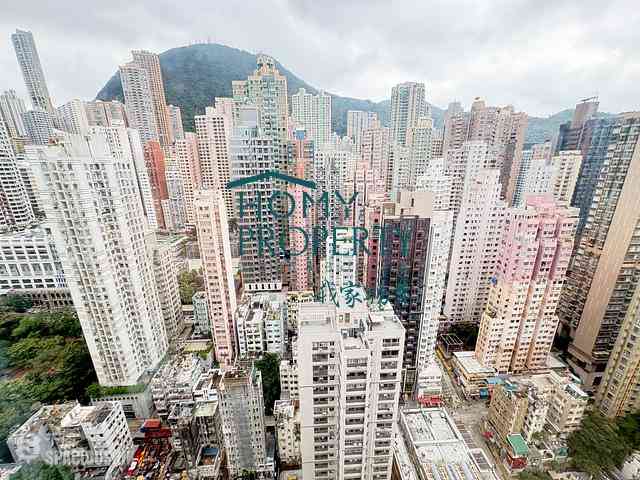 Sai Ying Pun - Island Crest 04