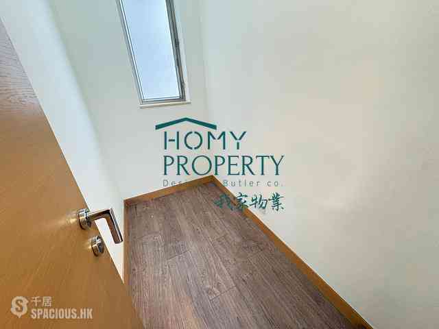 Sai Ying Pun - Island Crest 07