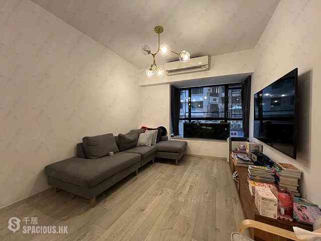 Mid Levels Central - The Grand Panorama 01