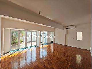 Chung Hom Kok - Jadebeach Villa 07