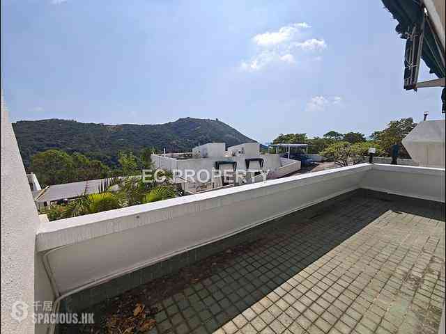 Chung Hom Kok - Jadebeach Villa 05