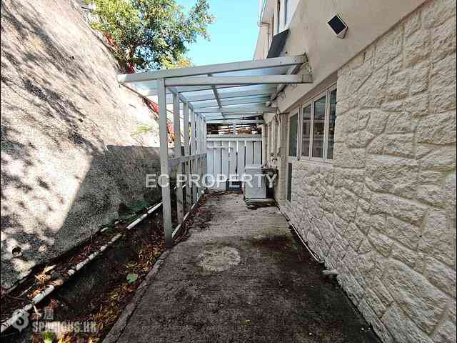 Chung Hom Kok - Jadebeach Villa 06