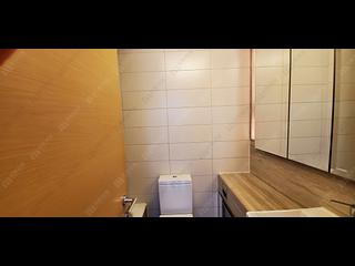 Sai Ying Pun - Island Crest Block 1 07