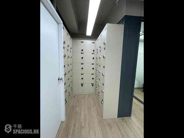 Central - Chung Hing Commercial Building 01