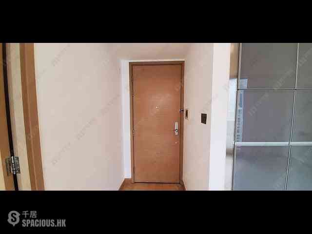 Sai Ying Pun - Island Crest Block 1 05