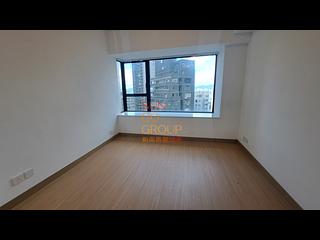 Mid Levels Central - 62B, Robinson Road 05