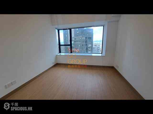 Mid Levels Central - 62B, Robinson Road 05