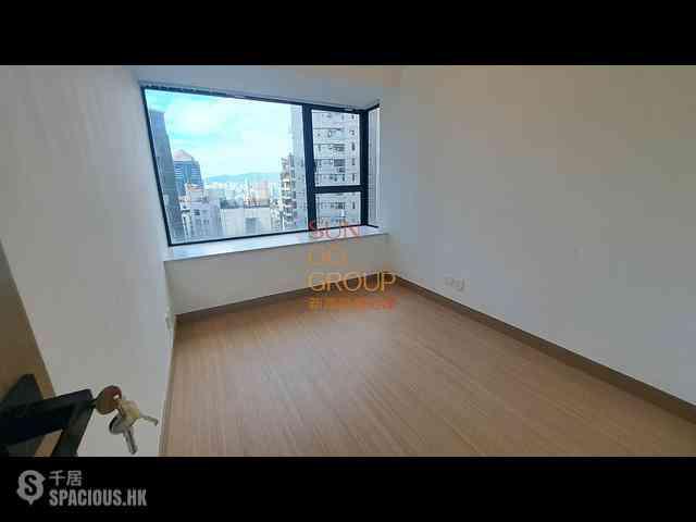 Mid Levels Central - 62B, Robinson Road 09