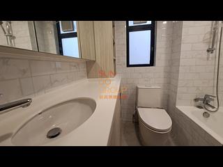 Mid Levels Central - 62B, Robinson Road 12
