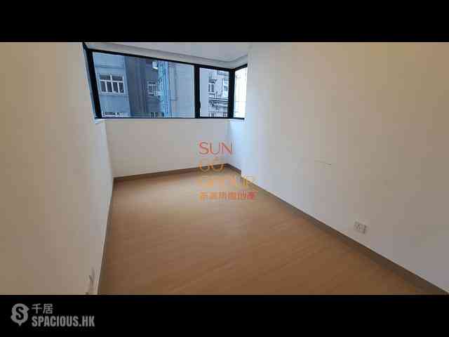 Mid Levels Central - 62B, Robinson Road 10