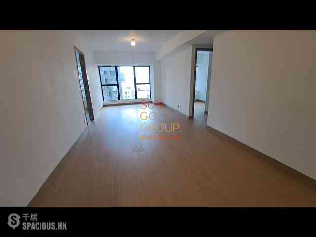 Mid Levels Central - 62B, Robinson Road 02