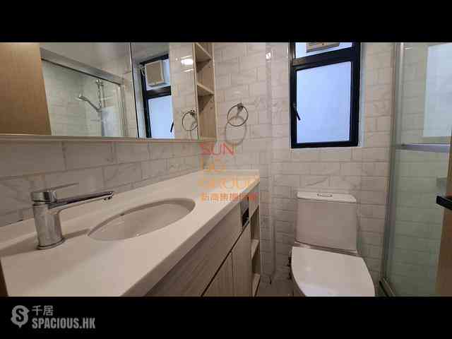 Mid Levels Central - 62B, Robinson Road 13