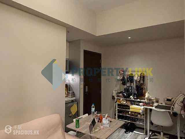 Sheung Wan - AVA128 02