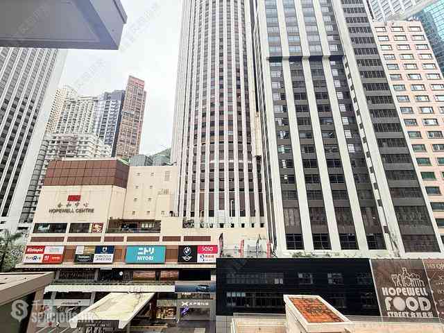 Wan Chai - The Avenue Phase 2 Block 2 03