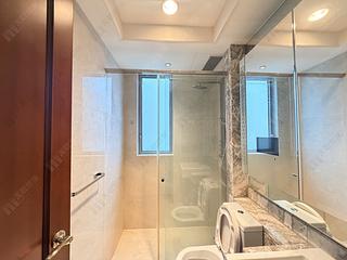 Wan Chai - The Avenue Phase 2 Block 2 10