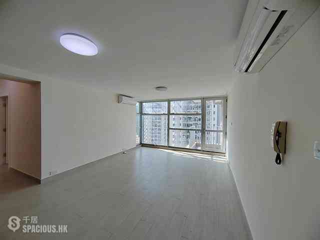 Tai Hang - Grand Deco Tower 01