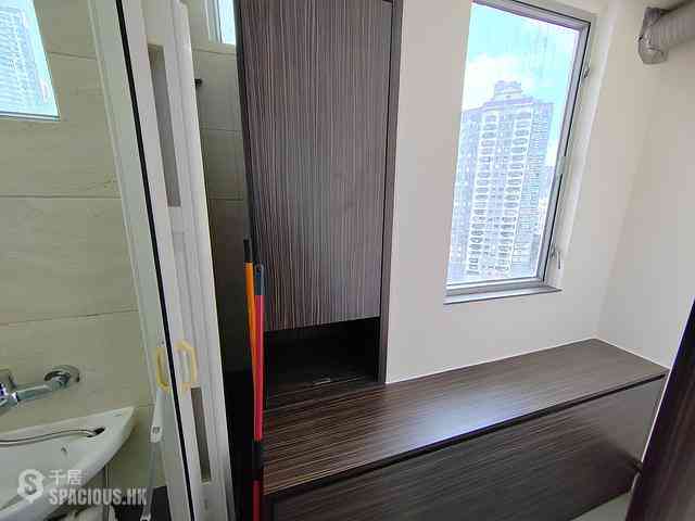 Tai Hang - Grand Deco Tower 06
