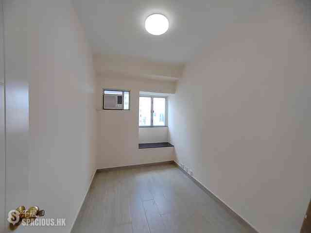 Tai Hang - Grand Deco Tower 08
