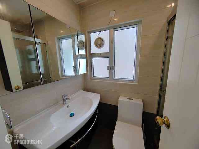 Tai Hang - Grand Deco Tower 12