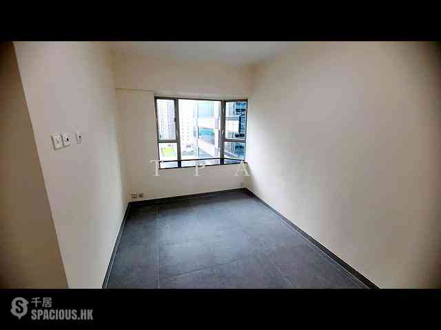 North Point - Island Place 03