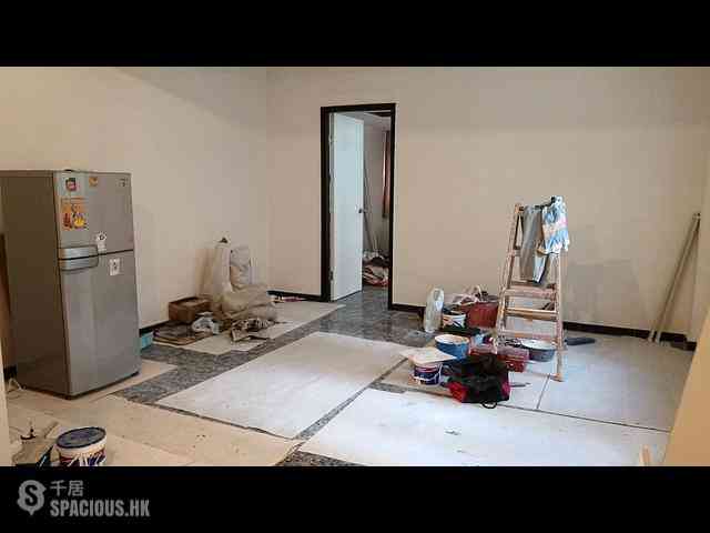 Sheung Wan - 229-231, Hollywood Road 01