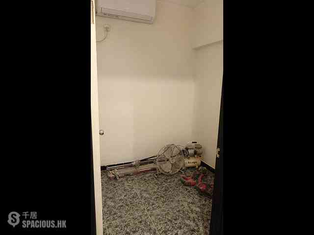 Sheung Wan - 229-231, Hollywood Road 05