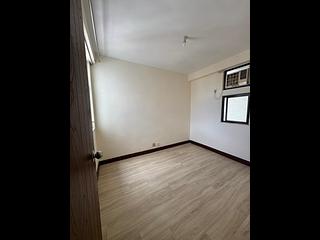 Shau Kei Wan - Perfect Mount Gardens Block B 02