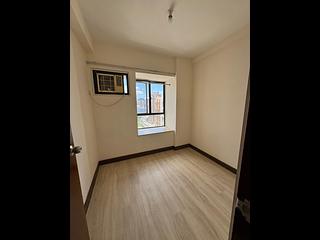 Shau Kei Wan - Perfect Mount Gardens Block B 03