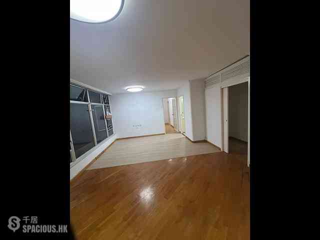 Fortress Hill - Harbour Heights Block 3 (Nam Fung Court) 04