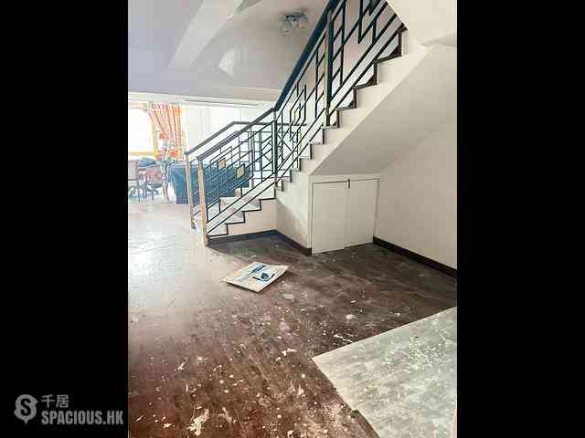 Kowloon Tong - La Salle Place 06