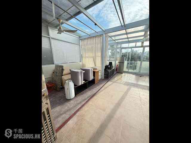 Kowloon Tong - La Salle Place 19