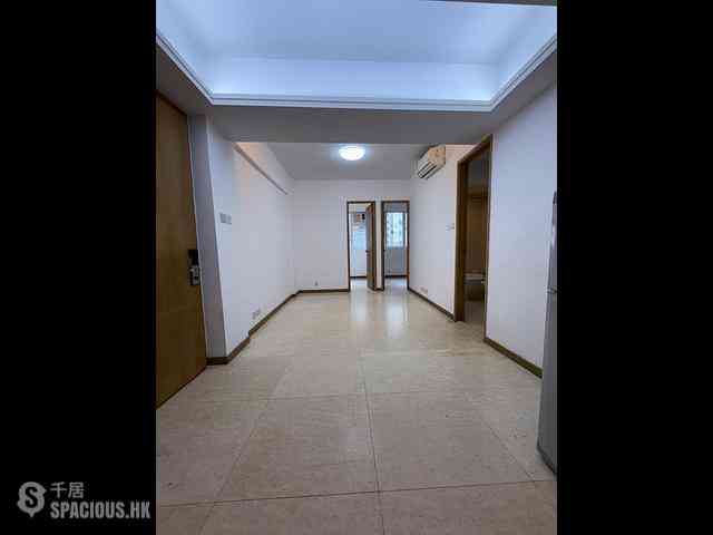 Wan Chai - Kam Tak Mansion 03