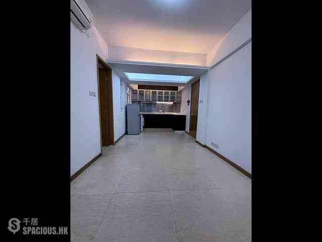 Wan Chai - Kam Tak Mansion 05