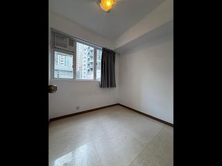 Wan Chai - Kam Tak Mansion 07
