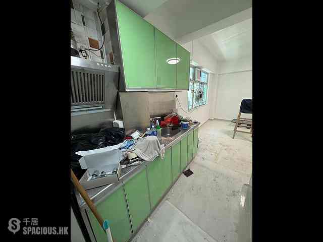 Wan Chai - Wing Fai Mansion 01