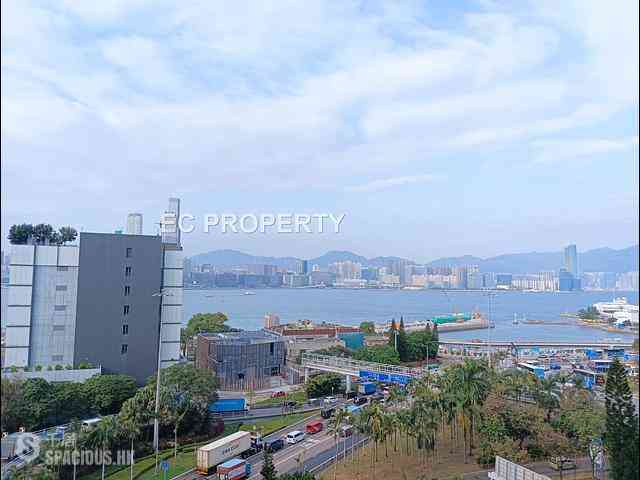 Wan Chai - The Gloucester 01