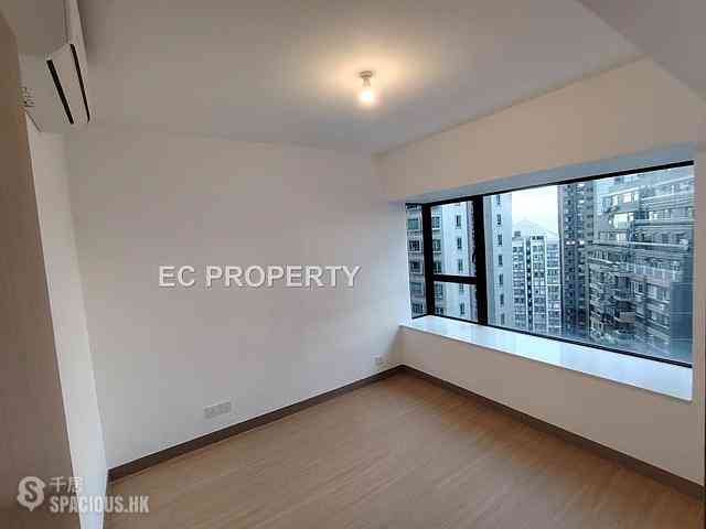 Mid Levels Central - 62B, Robinson Road 05