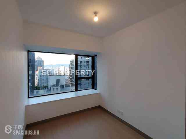 Mid Levels Central - 62B, Robinson Road 08