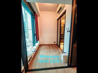 Sai Ying Pun - Two・Artlane 04