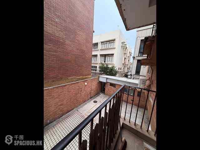 Yau Yat Chuen - Jade Court 15