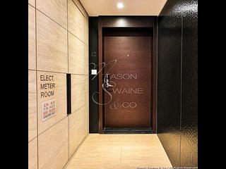 Soho - Centrestage Block 2 24