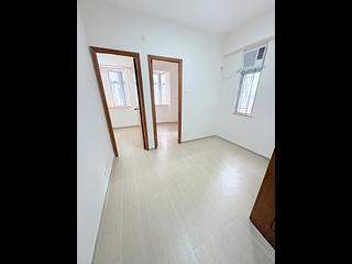 Shau Kei Wan - Shaukiwan Centre Block 2 (Block B) 02